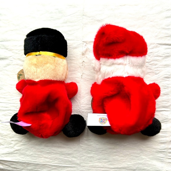 COPY - NWT. Set of 2 Christmas themed Palm Pals. Kid’s collectors items. - Picture 2 of 2